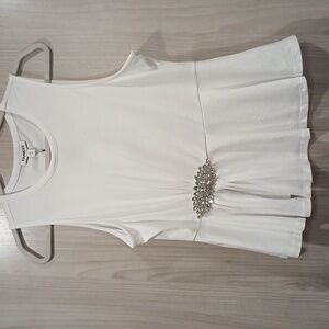 71. NWT Express Sleeveless Women's Rhinestone Top Size: Small